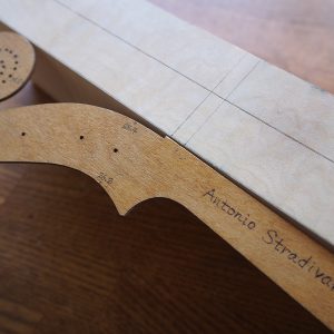 ヴァイオリン製作 ネック