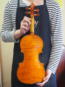 手作りヴァイオリン